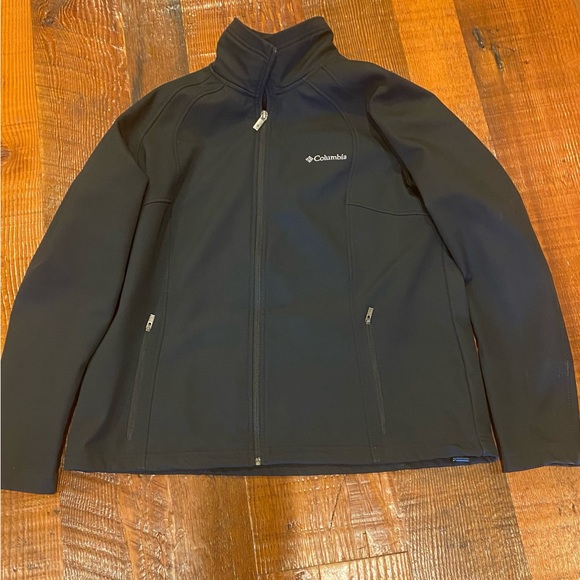 Columbia Jackets & Blazers - Women’s COLUMBIA jacket, size XL like NEW condition